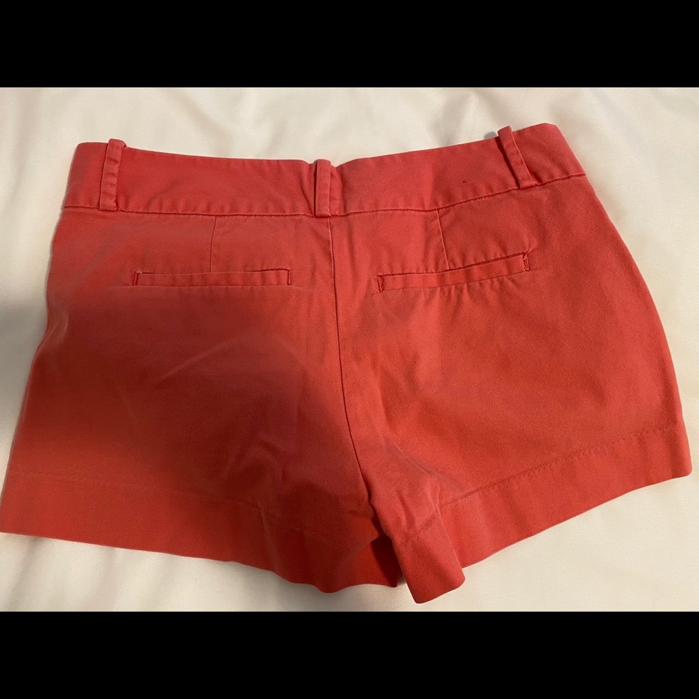 Shorts - Picture 3 of 5